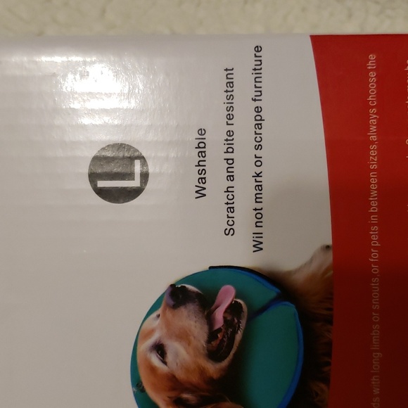 Inflatable dog "cone" collar - Picture 3 of 3